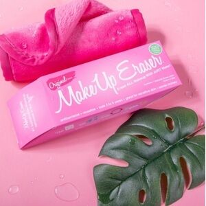 “MAKEUP ERASER” MakeUp & Face Cleaning Cloth